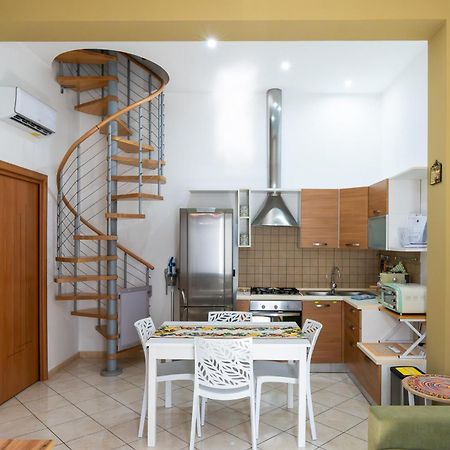 Casa Vacanze Ines Latiano Extérieur photo